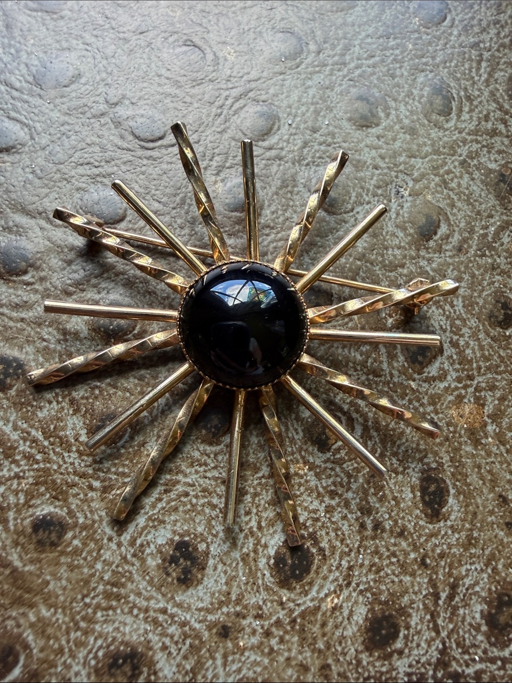 Vintage 12k GF Onyx Sunburst Pendant/Brooch Signed